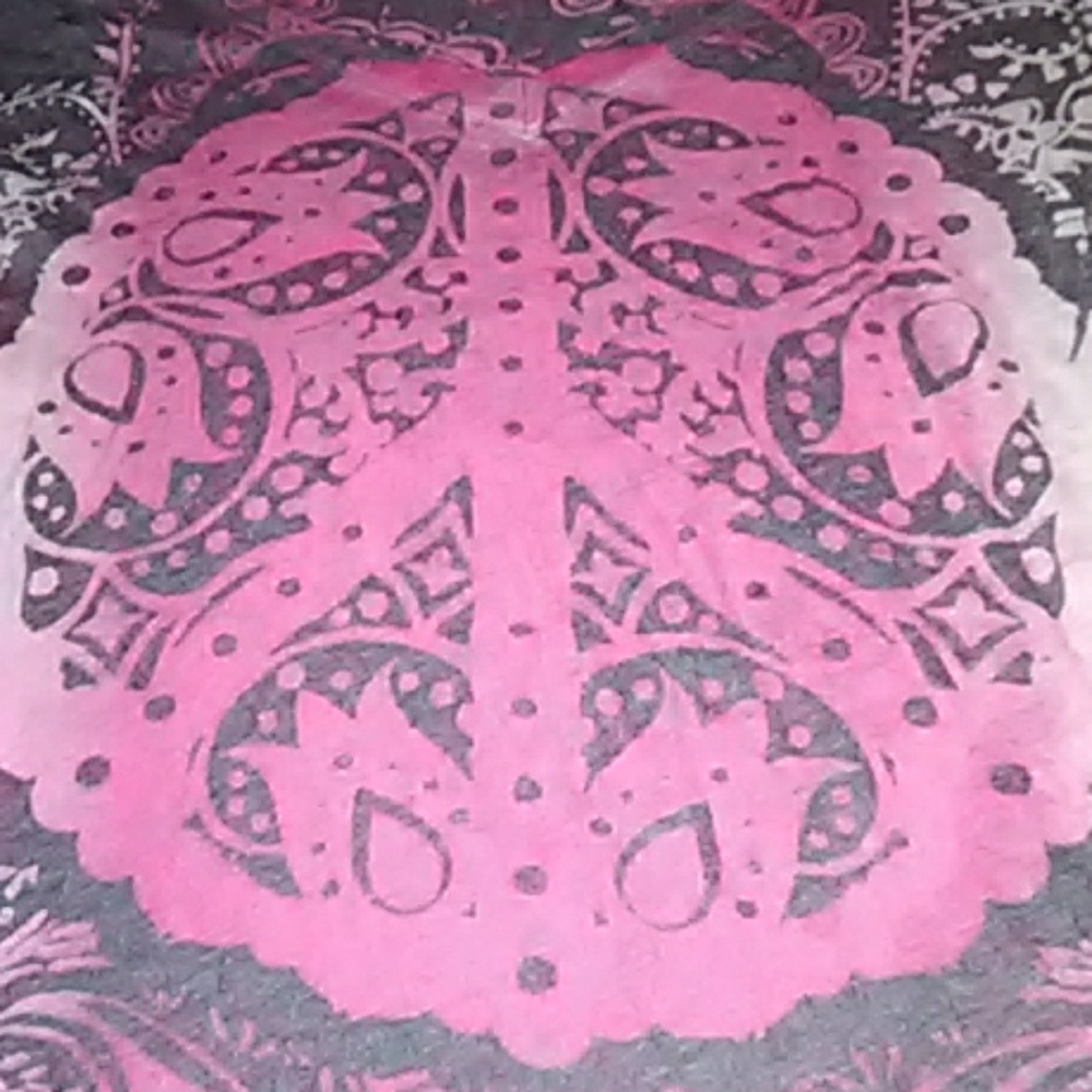 Peace shirt - Picture 2 of 3